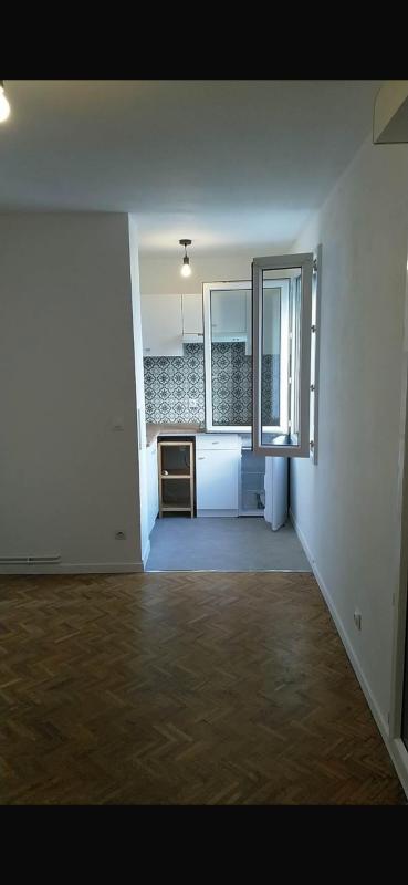 Studio - 24 m² - 1 pièce