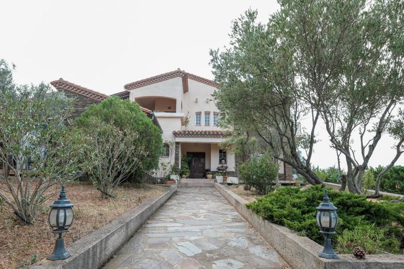 Propriété - 322 m² - 10 pièces