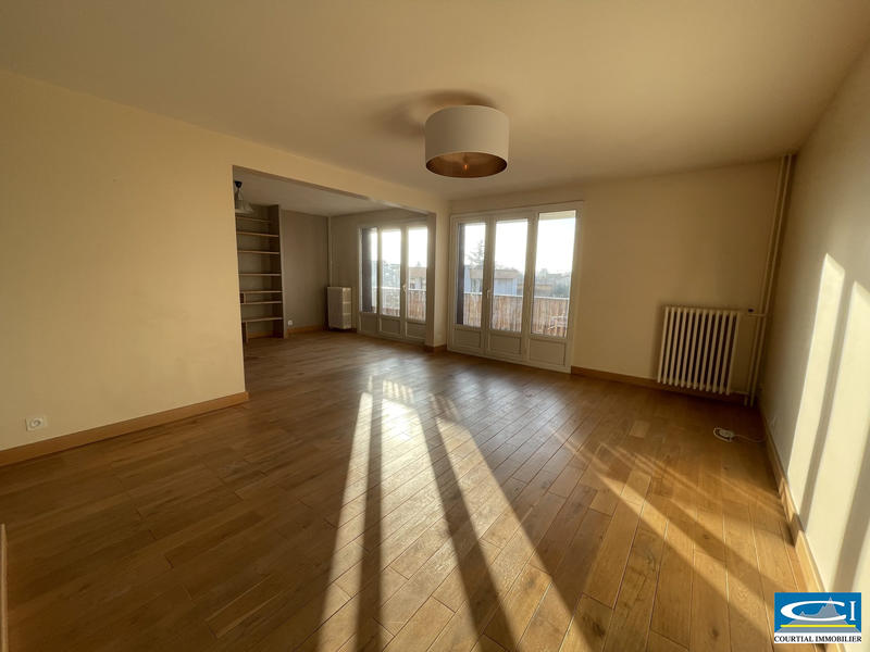 Appartement - 100 m² - 4 pièces