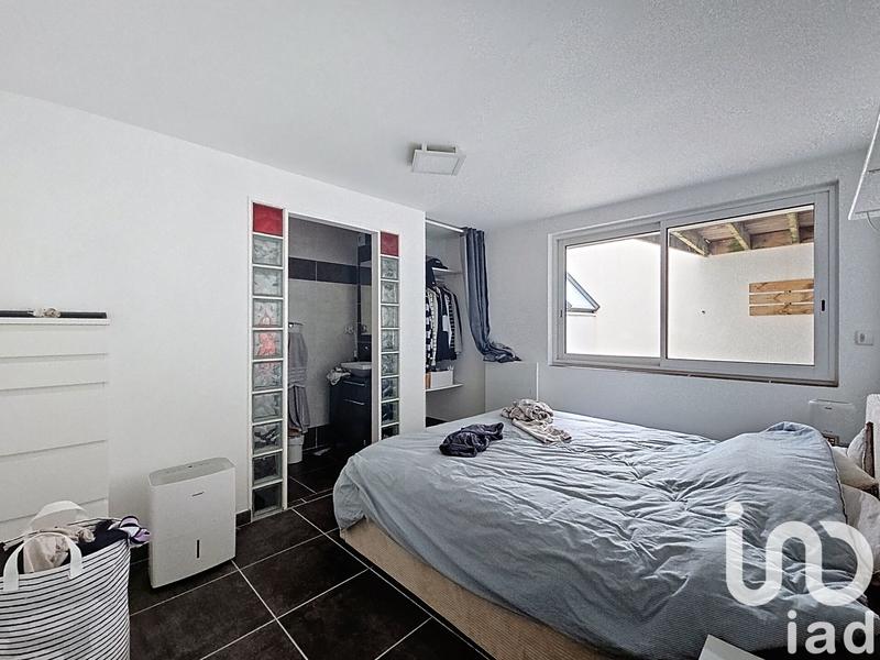 Maison - 200 m² - 7 pièces