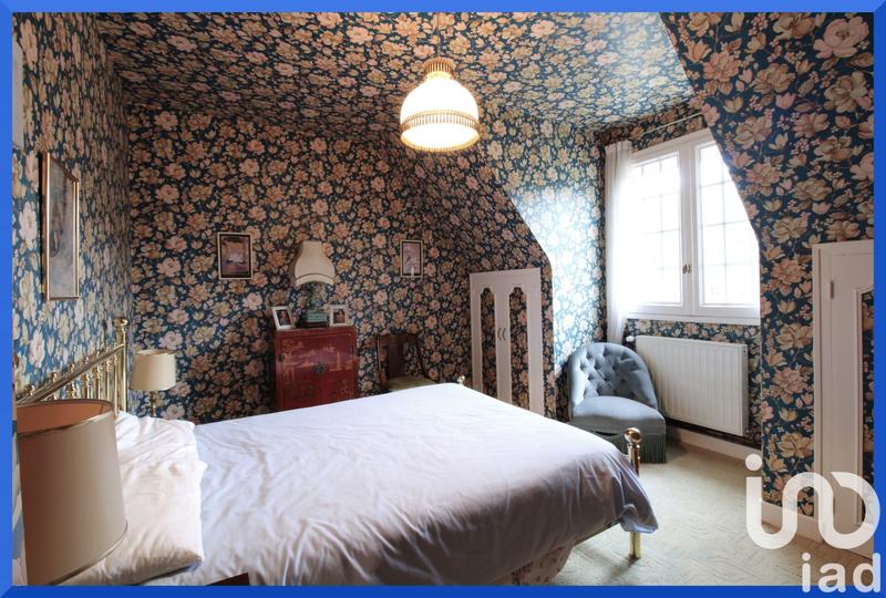 Maison - 177 m² - 7 pièces