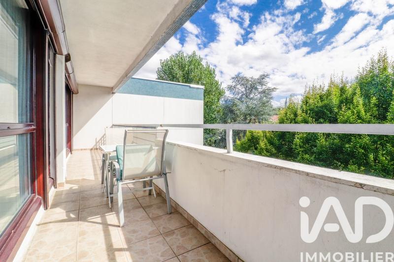 Appartement - 83 m² - 3 pièces