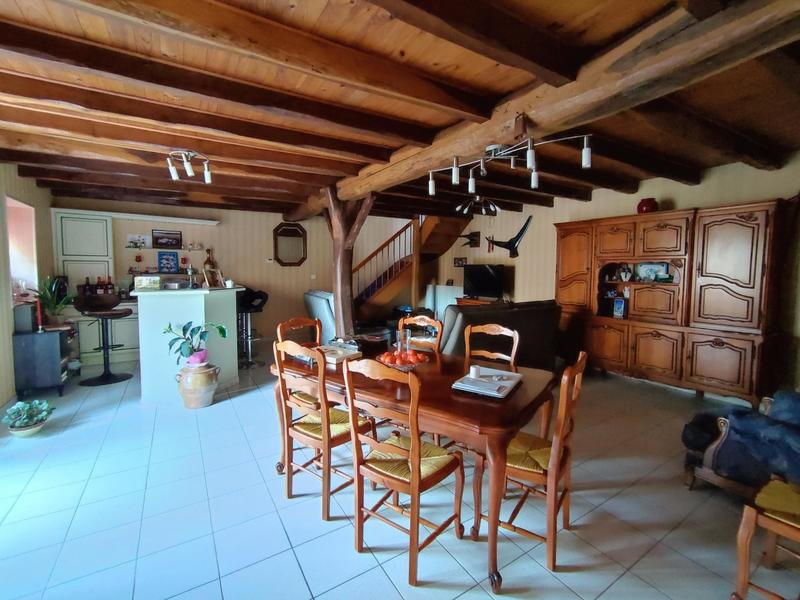 Maison - 165 m² - 6 pièces