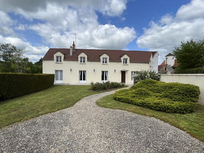 Maison - 316 m² - 7 pièces