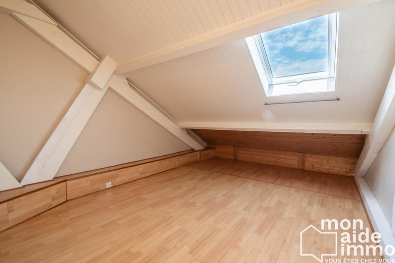 Appartement - 105 m² - 5 pièces