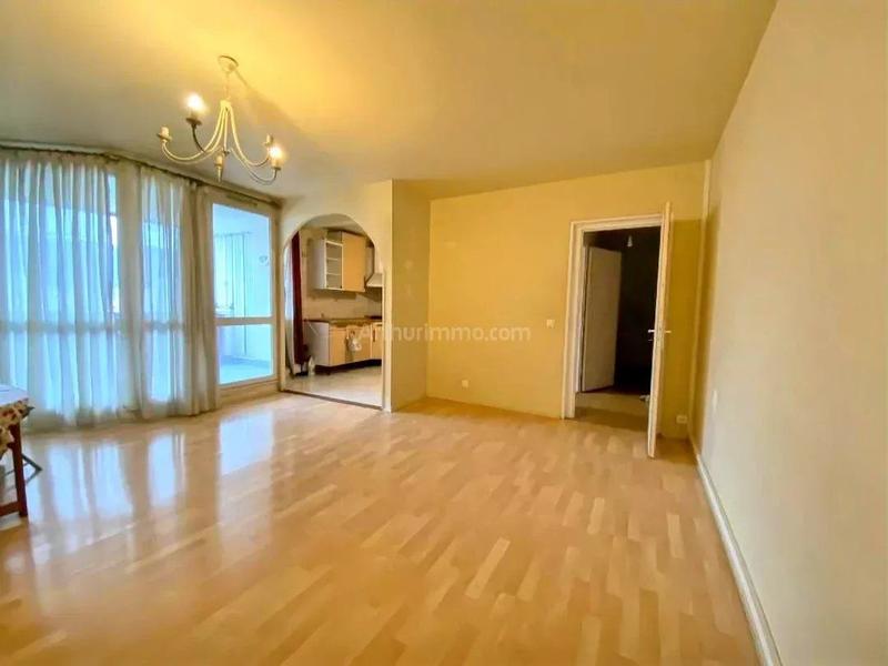 Appartement - 86 m² - 4 pièces