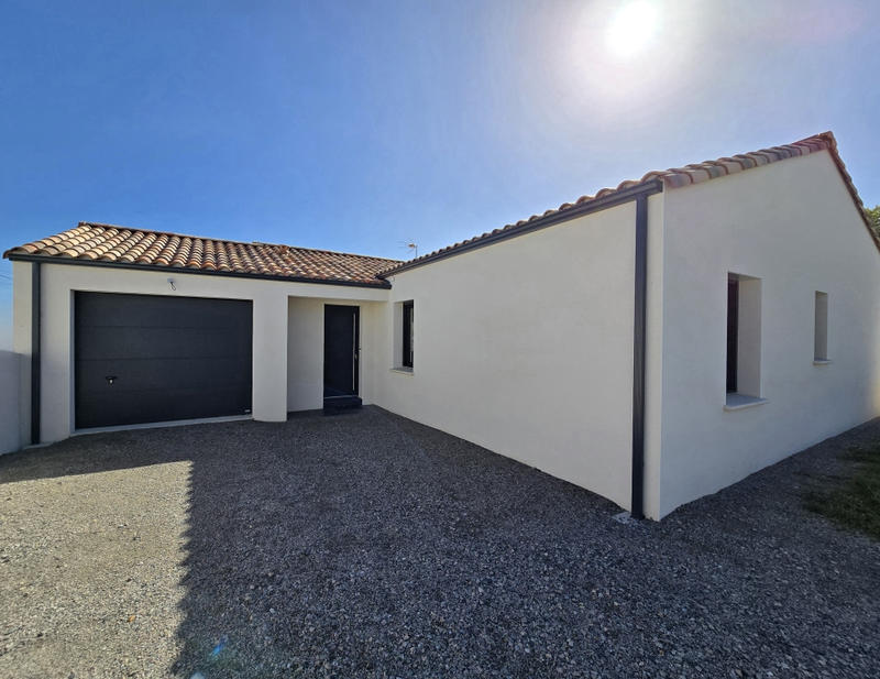 Maison - 93 m² - 4 pièces