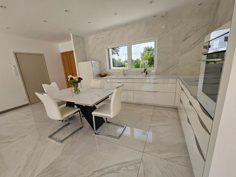 Maison - 130 m² - 4 pièces