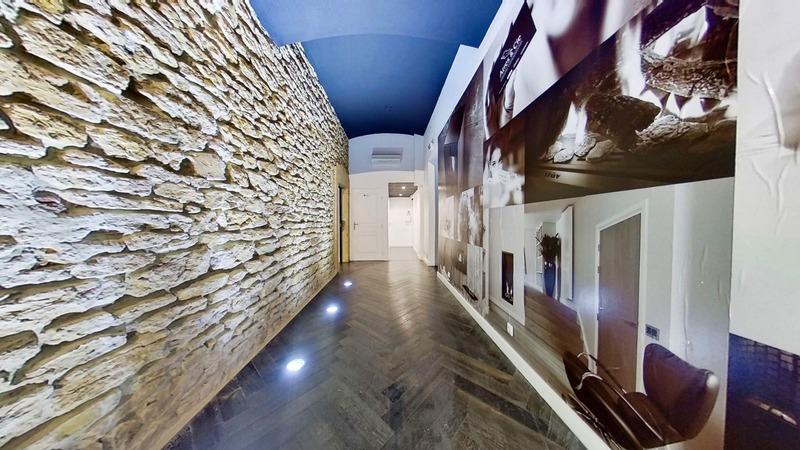 Local commercial - 139 m² - 1 pièce