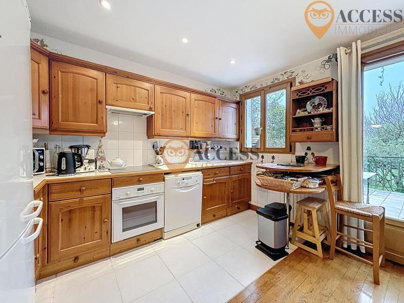 Maison - 96 m² - 6 pièces