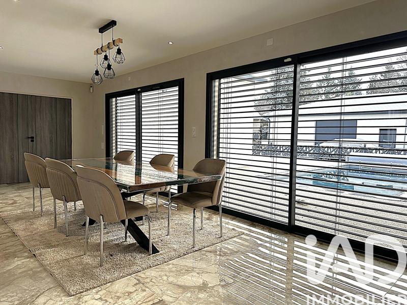 Maison - 150 m² - 6 pièces