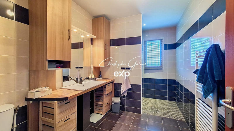 Maison - 123 m² - 5 pièces