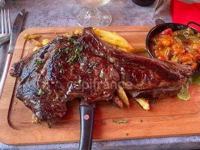 Fonds de commerce - 140 m²