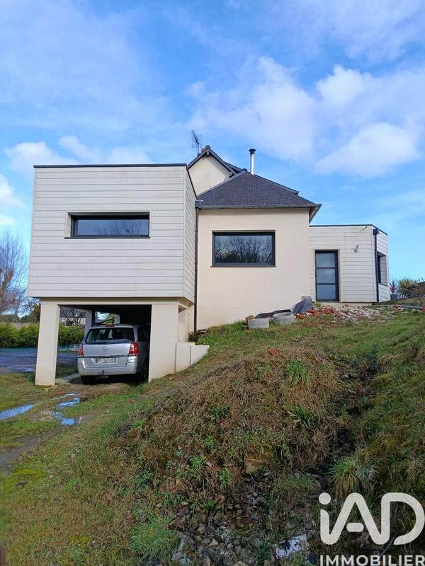 Maison - 140 m² - 5 pièces