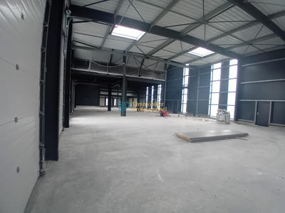 Local d'activités - 640 m²
