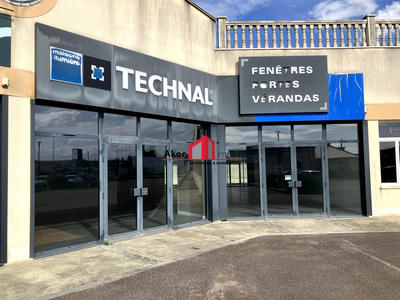 Local commercial - 330 m² - 2 pièces