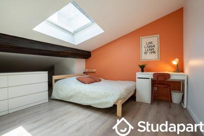 Chambre - 14 m² - 1 pièce