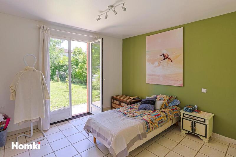 Maison - 170 m² - 6 pièces