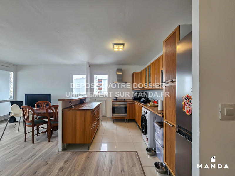 Appartement - 75 m² - 3 pièces