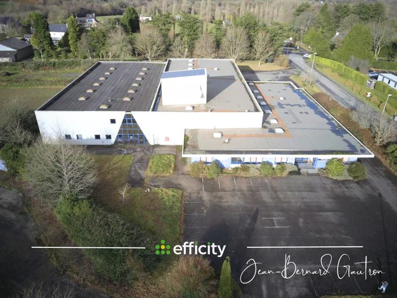 Entrepôt - 2 650 m² - 6 pièces