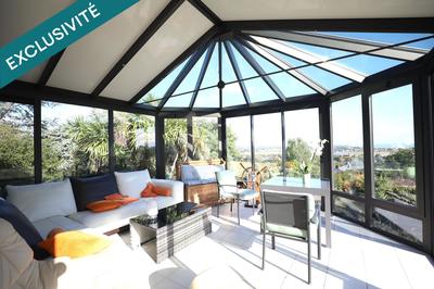 Villa - 180 m² - 7 pièces