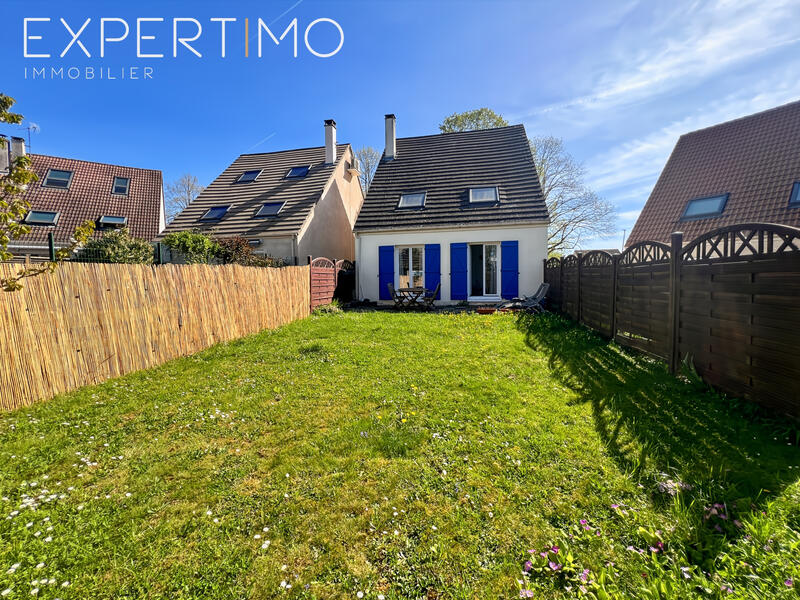 Maison - 95 m² - 4 pièces