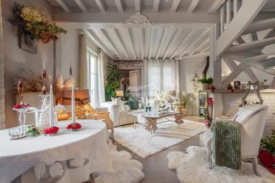 Maison ancienne - 260 m² - 5 pièces