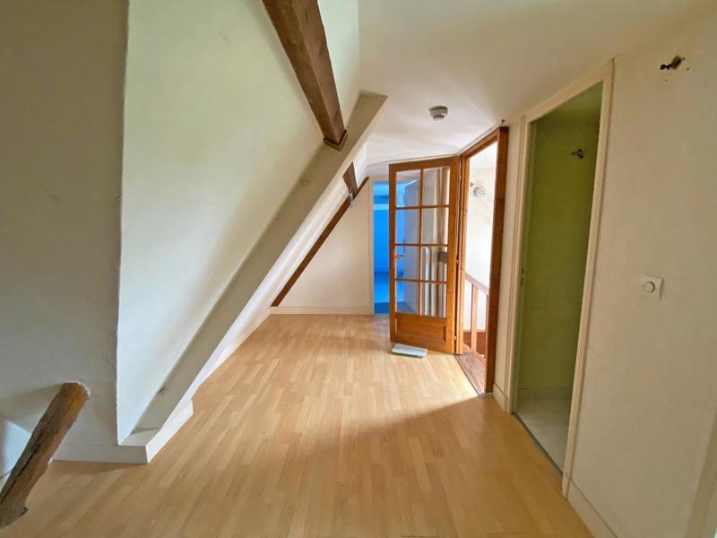 Propriété - 288 m² - 8 pièces