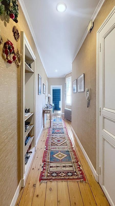 Appartement - 168 m² - 5 pièces