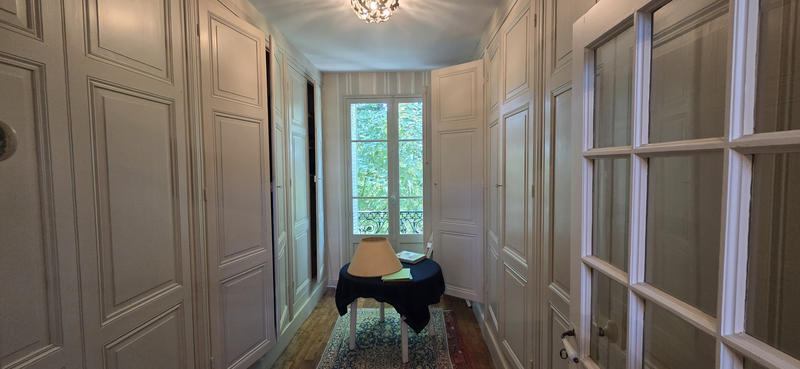 Villa - 238 m² - 8 pièces