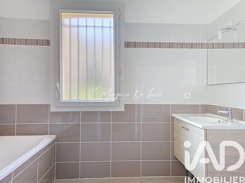 Appartement - 80 m² - 4 pièces