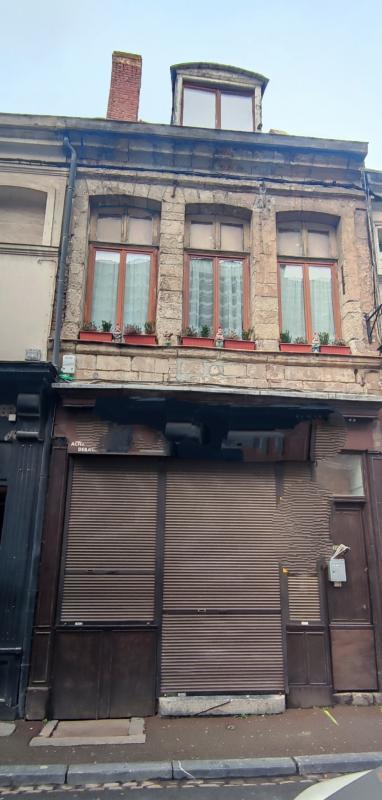 Immeuble - 150 m² - 8 pièces