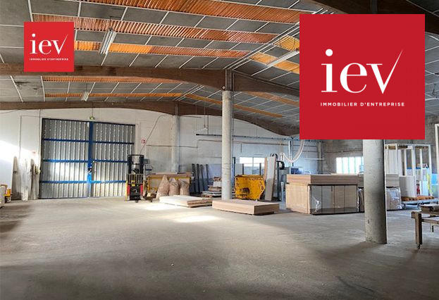 Entrepôt - 733 m²