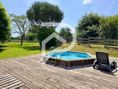 Maison - 157 m² - 4 pièces