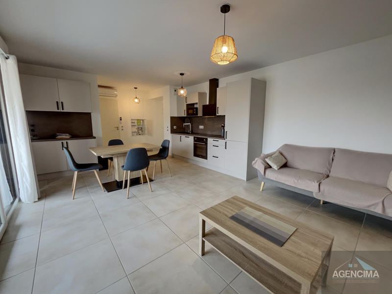 Appartement - 61 m² - 3 pièces