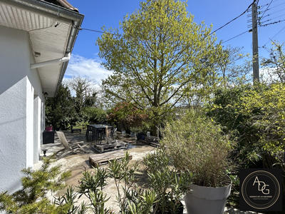 Maison - 160 m² - 7 pièces