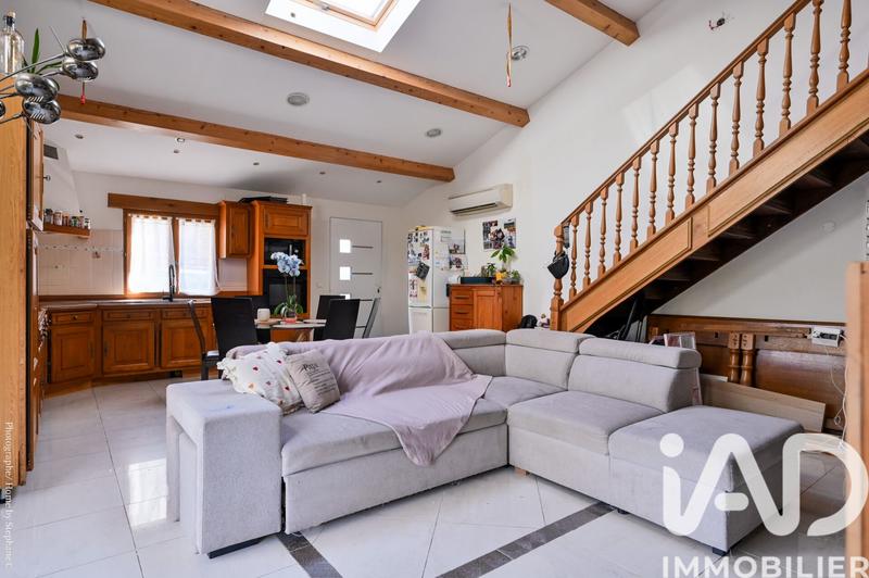 Maison - 262 m² - 11 pièces