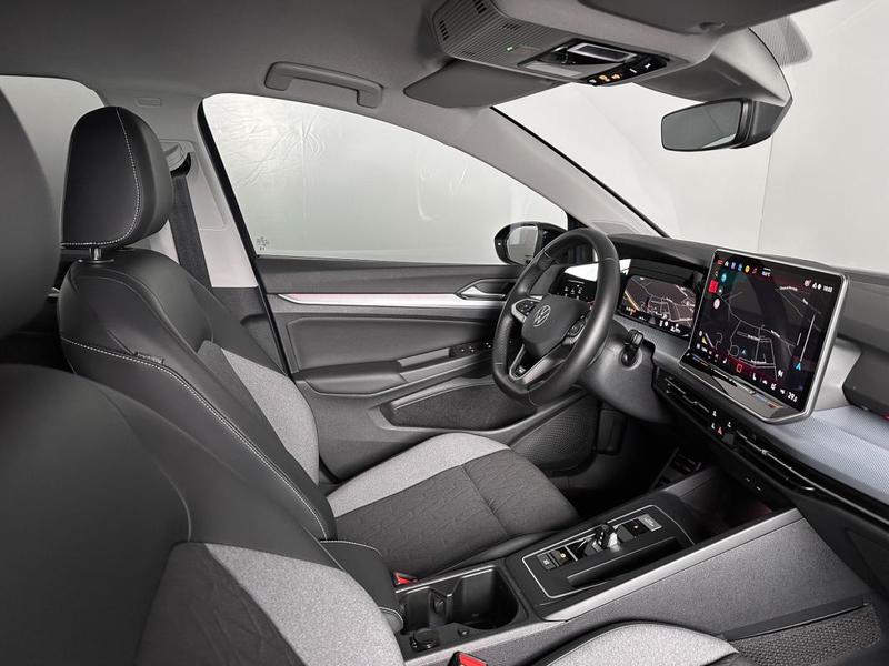 Volkswagen Golf 8 Goal 2.0 Tdi 150ch Dsg Digital Cockpit Carplay Sieges Chauff Camera Attelage