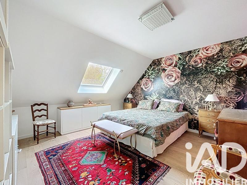 Maison - 181 m² - 7 pièces