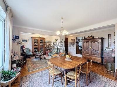 Appartement - 87 m² - 5 pièces