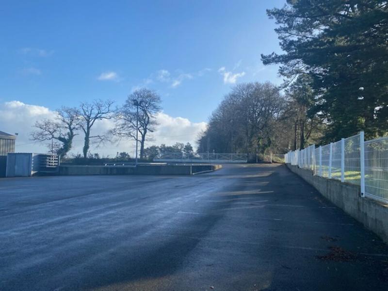 Local d'activité / Entrepôt - 1 000 m² - 1 pièce