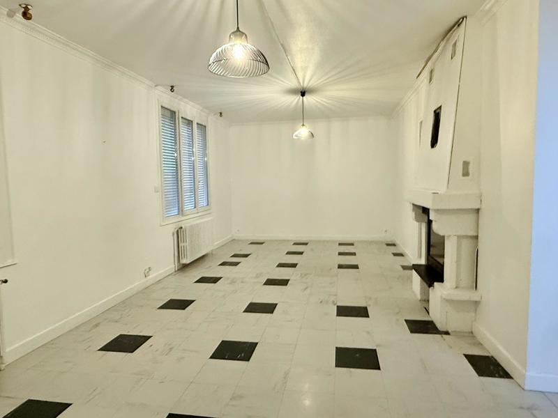 Maison - 101 m² - 5 pièces