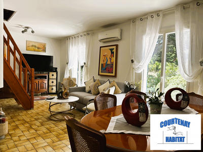 Maison traditionnelle - 150 m² - 5 pièces