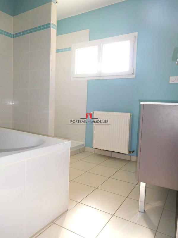 Maison contemporaine - 108 m² - 4 pièces