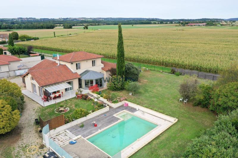 Maison - 176 m² - 6 pièces