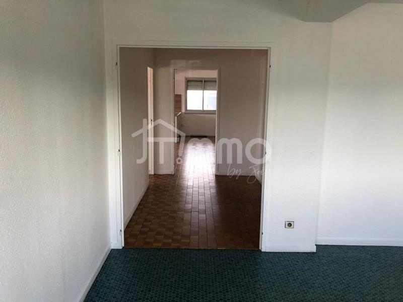 Bureau - 111 m² - 4 pièces