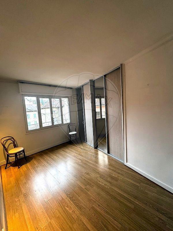 Appartement - 65 m² - 2 pièces
