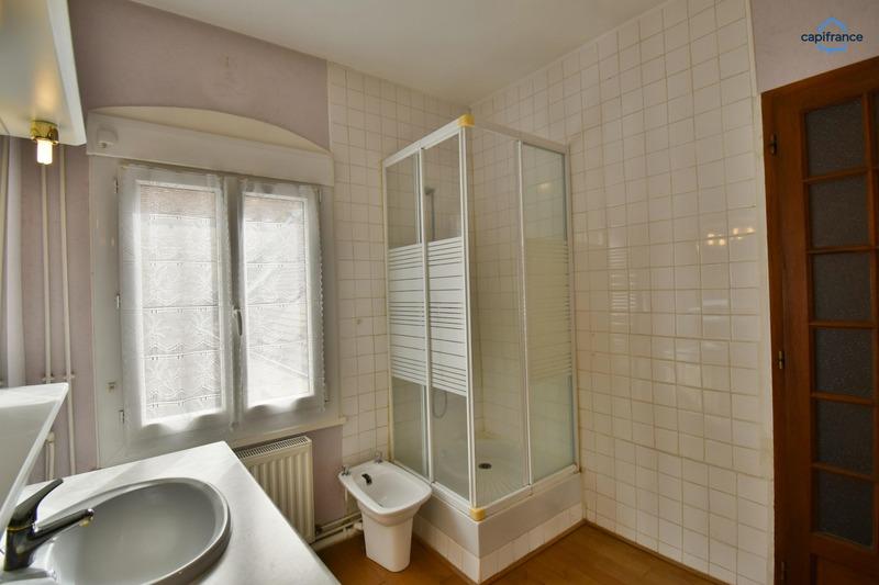 Maison - 150 m² - 8 pièces