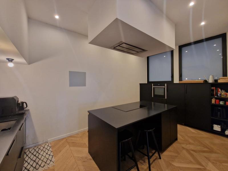 Appartement - 177 m² - 5 pièces