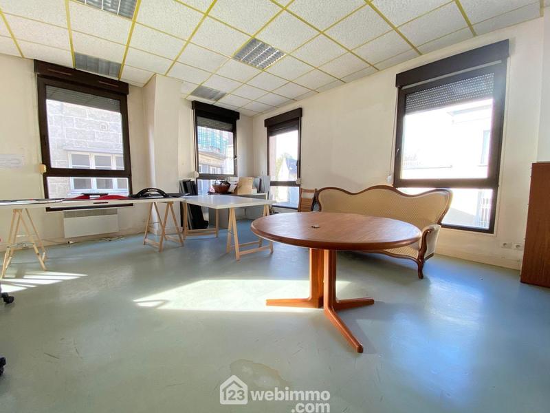 Appartement - 163 m² - 6 pièces